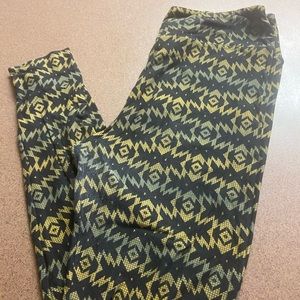 Lularoe TC LEGGINGS fit sizes 8-18
